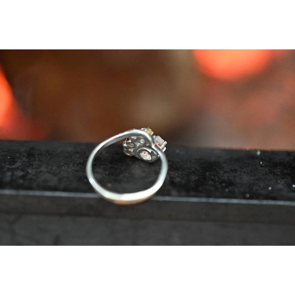 Raw Peridot and diamond Engagement Ring, Unique Wedding Band, Multistone… - Picture 4 of 5